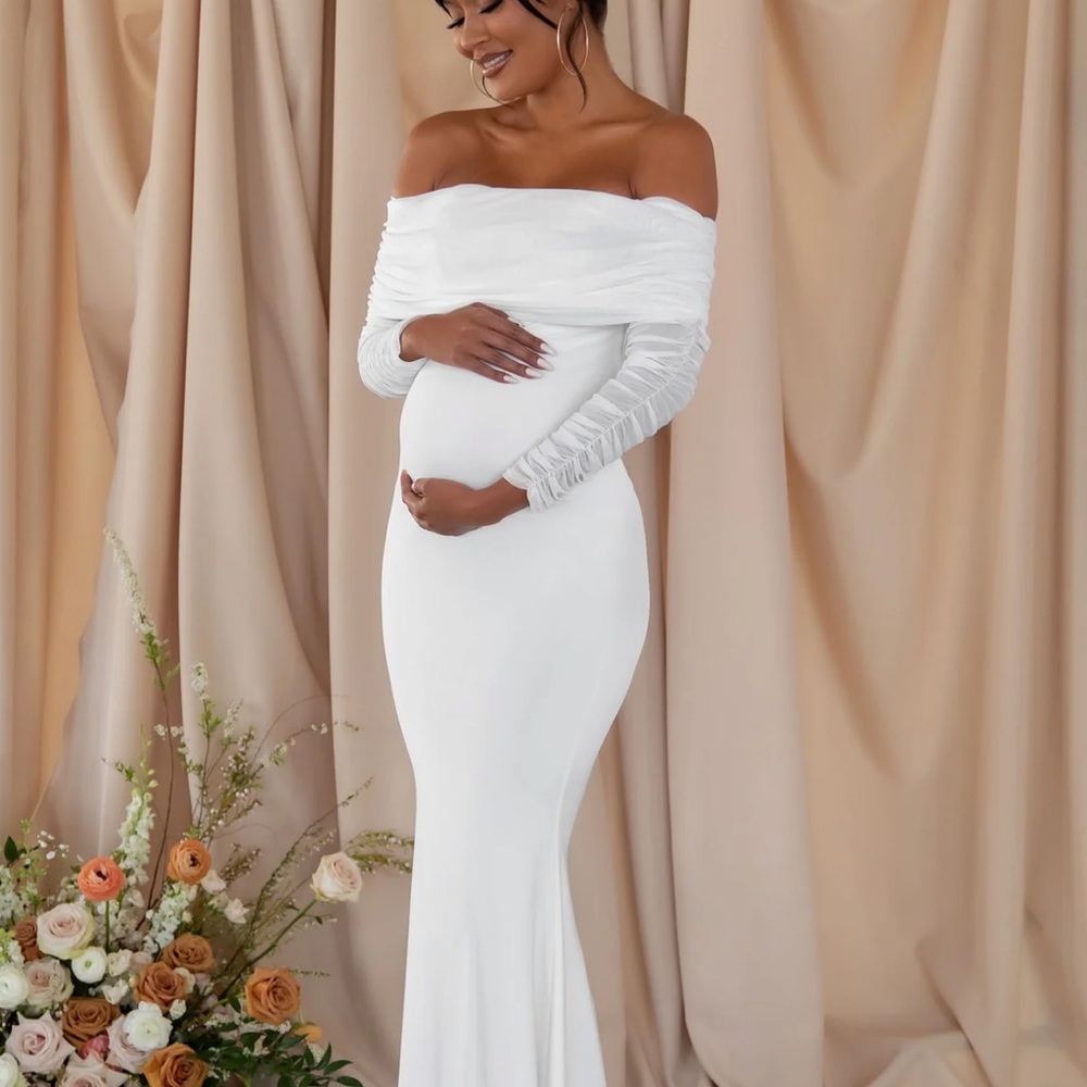 Club L London White Off-Shoulder Maternity Dress